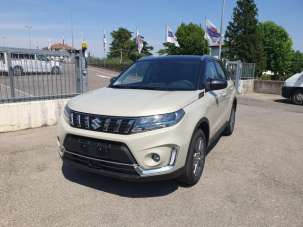 SUZUKI Vitara Elettrica/Benzina 2024 usata, Parma