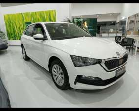 SKODA Scala Benzina 2024 usata