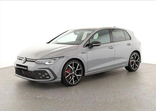 VOLKSWAGEN Golf GTD Diesel 2023 usata, Milano foto