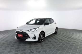 TOYOTA Yaris Elettrica/Benzina 2022 usata