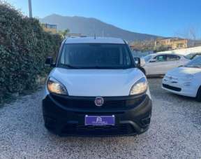 FIAT Doblo Benzina/Metano 2020 usata, Napoli