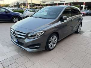 MERCEDES-BENZ B 180 Diesel 2018 usata