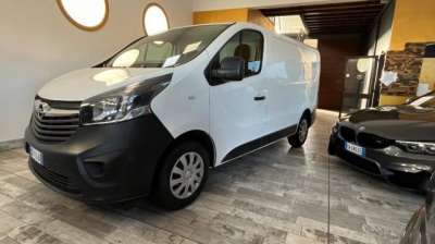 OPEL Vivaro Diesel 2019 usata, Cuneo