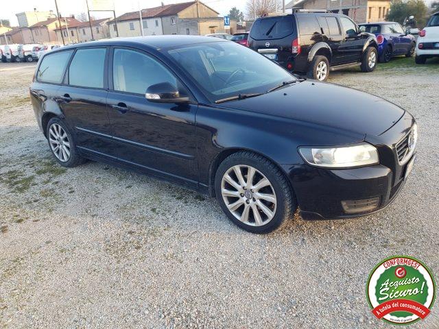 VOLVO V50 Diesel 2011 usata foto