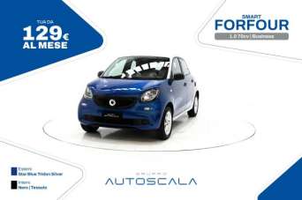 SMART ForFour Benzina 2016 usata, Napoli