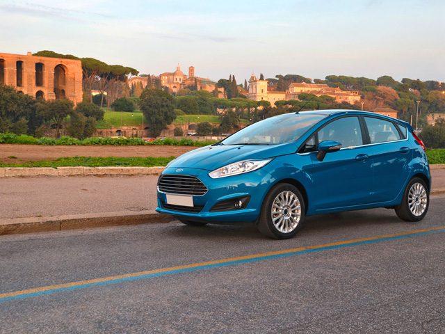 FORD Fiesta Diesel 2017 usata, Napoli foto