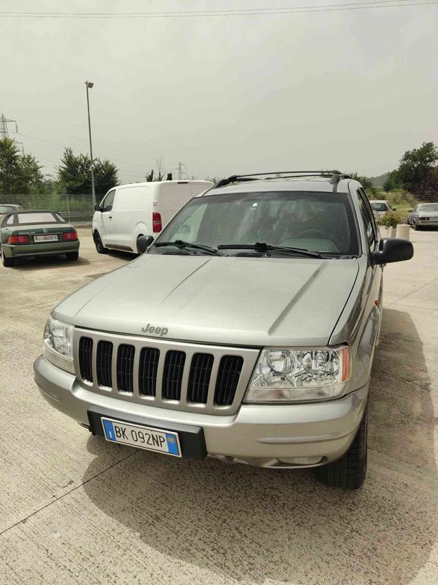 JEEP Grand Cherokee Benzina 2000 usata, Torino foto