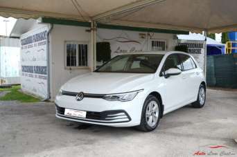 VOLKSWAGEN Golf Benzina 2022 usata