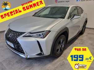 LEXUS UX 250h Elettrica/Benzina 2021 usata