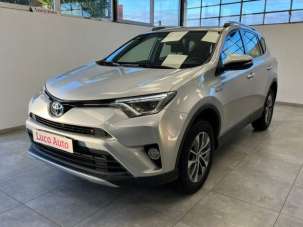 TOYOTA RAV 4 Elettrica/Benzina 2017 usata