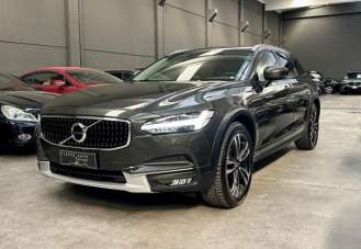 VOLVO V90 Cross Country Diesel 2020 usata