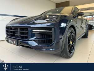 PORSCHE Cayenne Elettrica/Benzina 2024 usata, Torino