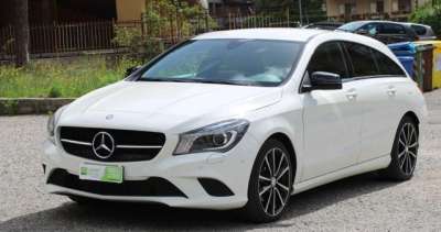 MERCEDES-BENZ CLA 200 Diesel 2015 usata