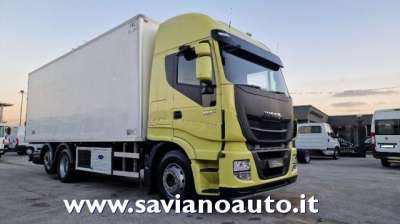 IVECO STRALIS 560 MOTRICE FRIGO EURO6 Diesel 2015 usata, Napoli