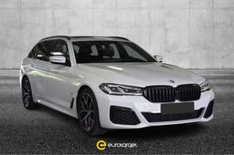 BMW 520 Elettrica/Diesel 2022 usata