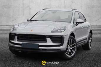 PORSCHE Macan Benzina 2023 usata