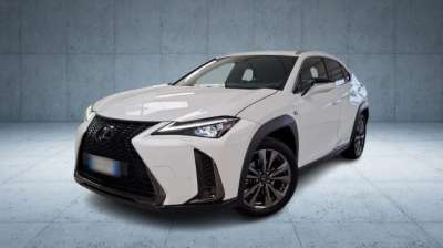 LEXUS UX 250h Elettrica/Benzina 2020 usata, Verona