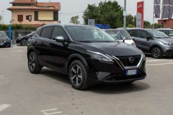 NISSAN Qashqai Elettrica/Benzina 2024 usata, Latina