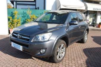 TOYOTA RAV 4 Diesel 2009 usata, Lecco