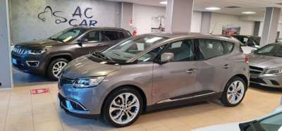 RENAULT Scenic Diesel 2019 usata, Campobasso