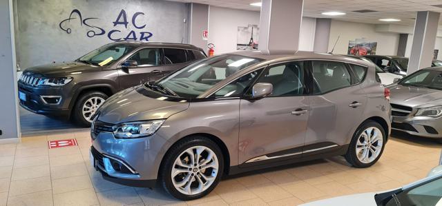 RENAULT Scenic Diesel 2019 usata, Campobasso foto