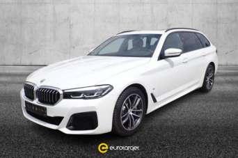 BMW 530 Elettrica/Benzina 2022 usata