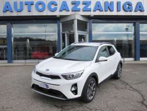 KIA Stonic Elettrica/Benzina usata