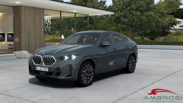 BMW X6 Benzina 2024 usata, Perugia foto