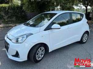 HYUNDAI i10 Benzina/GPL 2017 usata, Salerno