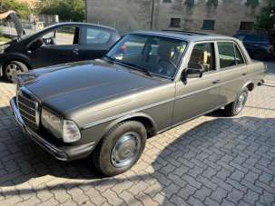 MERCEDES-BENZ 200 Benzina 1981 usata, Reggio Nell'Emilia