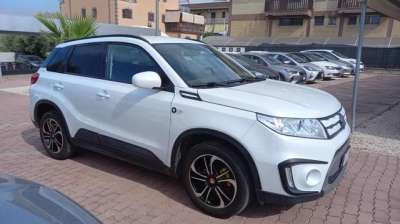 SUZUKI Vitara Benzina 2017 usata, Roma