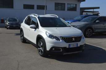 PEUGEOT 2008 Diesel 2018 usata, Latina