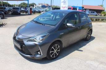 TOYOTA Yaris Elettrica/Benzina 2020 usata