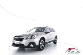 SUBARU OUTBACK Benzina 2018 usata, Perugia