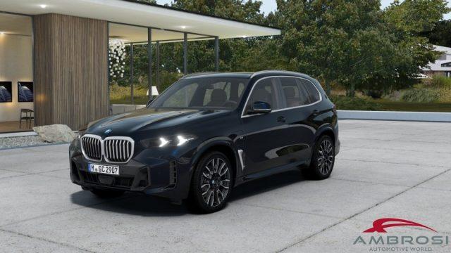 BMW X5 Benzina 2024 usata, Perugia foto