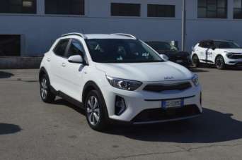 KIA Stonic Benzina 2021 usata, Latina