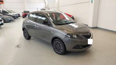 LANCIA Ypsilon Elettrica/Benzina 2024 usata