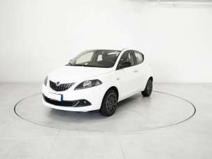 LANCIA Ypsilon Elettrica/Benzina 2021 usata, Verona