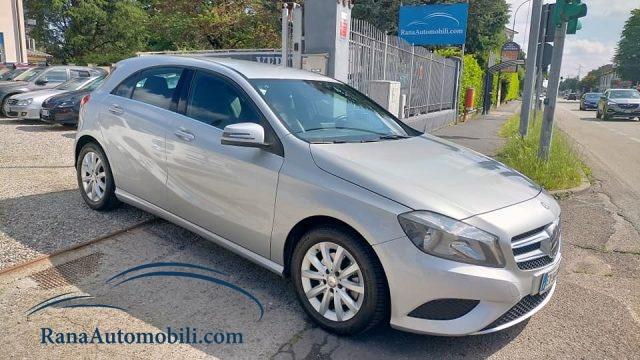 MERCEDES-BENZ A 180 Benzina 2013 usata, Milano foto