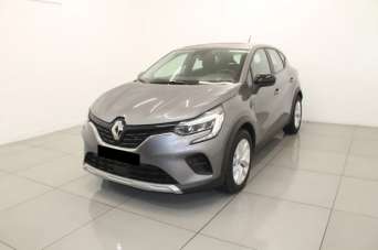 RENAULT Captur Elettrica/Benzina 2022 usata, Caserta