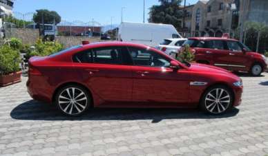 JAGUAR XE Diesel 2016 usata, Salerno