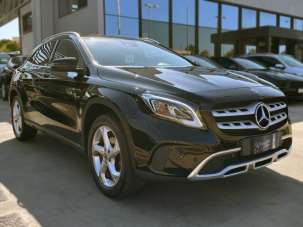 MERCEDES-BENZ GLA 200 Diesel 2019 usata