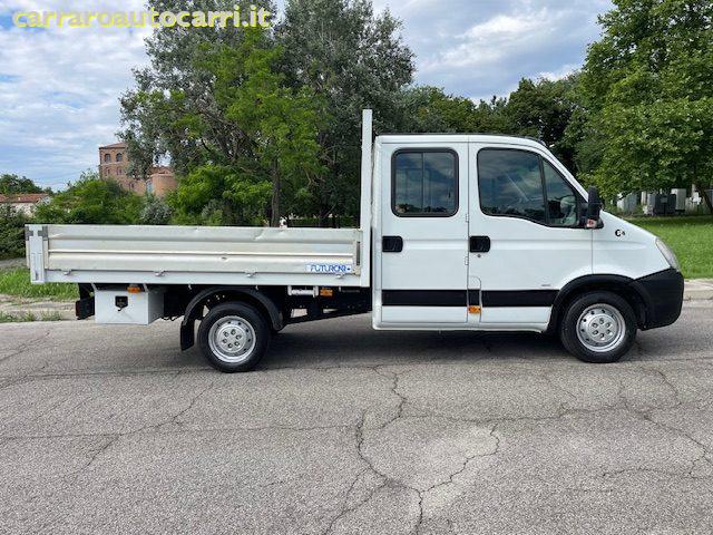 IVECO Daily Diesel 2007 usata, Venezia foto