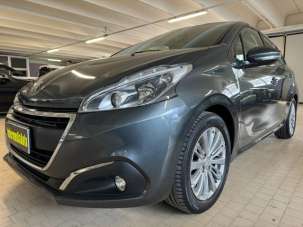 PEUGEOT 208 Benzina 2017 usata, Italia