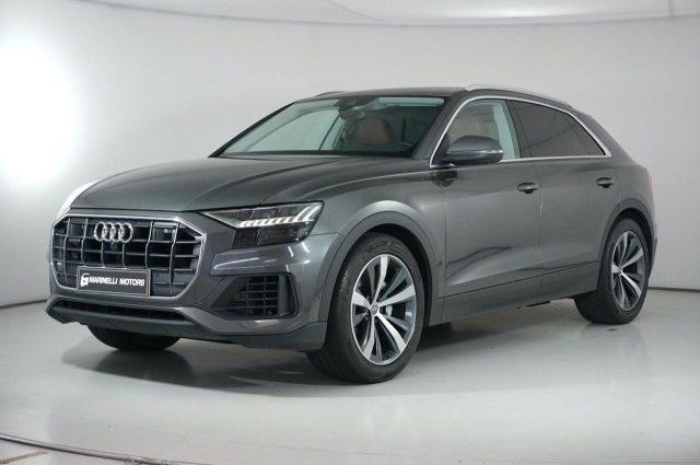 AUDI Q8 Elettrica/Diesel 2019 usata, Milano foto