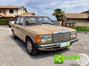 MERCEDES-BENZ 300 Diesel 1978 usata, Perugia