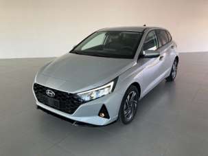 HYUNDAI i20 Elettrica/Benzina usata