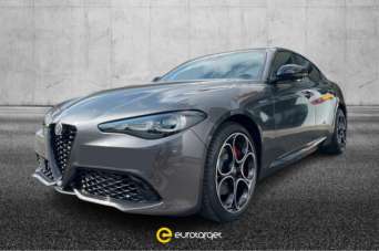 ALFA ROMEO Giulia Benzina 2023 usata