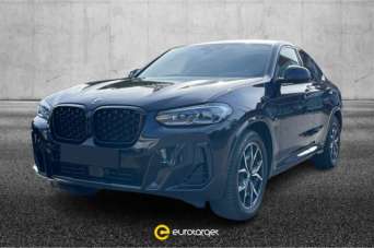 BMW X4 Elettrica/Benzina 2023 usata