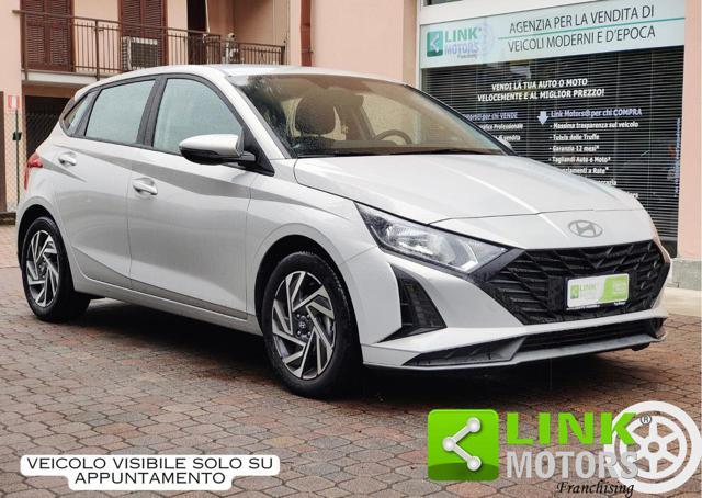 HYUNDAI i20 Benzina 2024 usata, Pavia foto